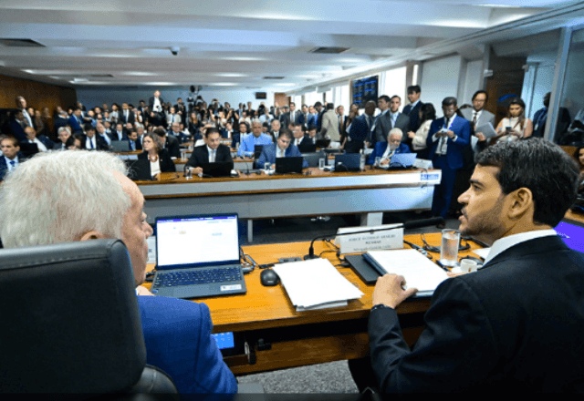 Imagem da noticia Aliados de Messias reduzem otimismo e agora preveem entre 45 e 48 votos favoráveis no Senado