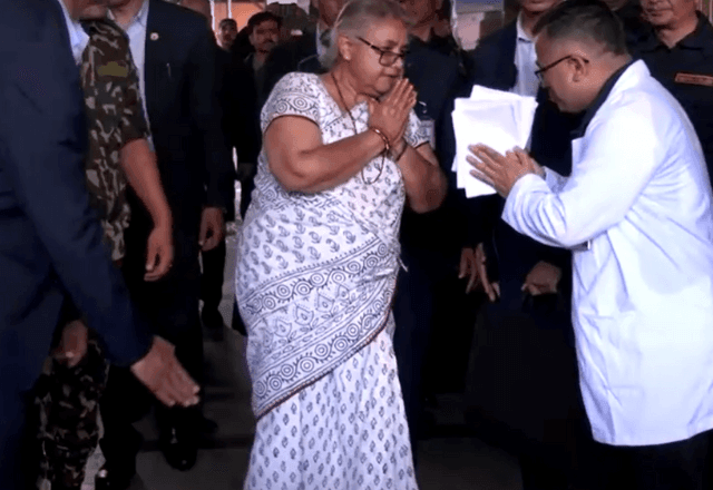 Imagem da noticia Primeira-ministra interina do Nepal visita manifestantes feridos
