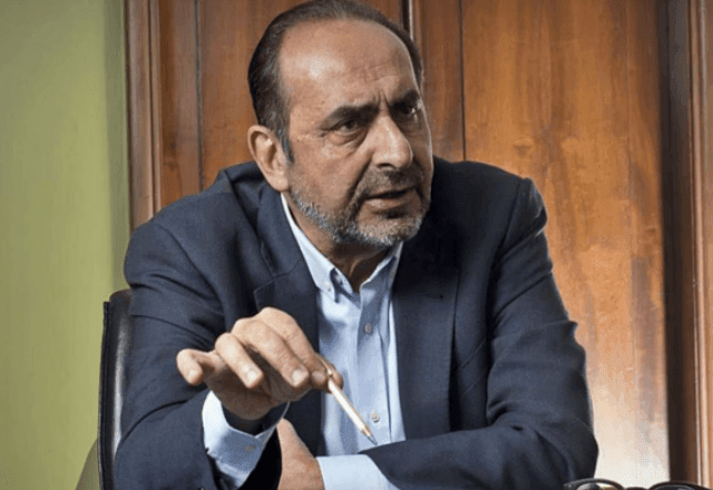 Imagem da noticia Lupi diz que PT vai apoiar Kalil em Minas; partido diz que candidaturas ainda estão em debate