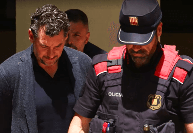 Imagem da noticia Filho de bilionário dono da Mango é detido por suposto envolvimento na morte do pai