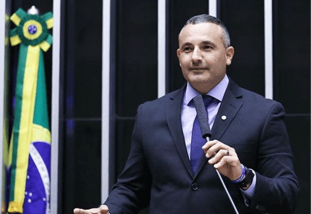 Imagem da noticia Podemos quer delegado Palumbo como candidato ao Senado em SP