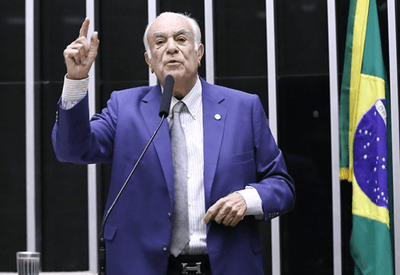 PL expulsa deputado que criticou Trump e defendeu Moraes