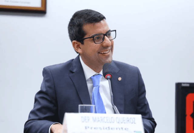 Imagem da noticia Deputado se aproveitou de contratos fraudados e usou causa animal para se beneficiar, diz PF