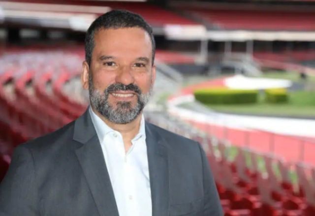 Imagem da noticia Comissão de Ética do SPFC recomenda afastamento de diretor após suposta manobra para aprovar SAF