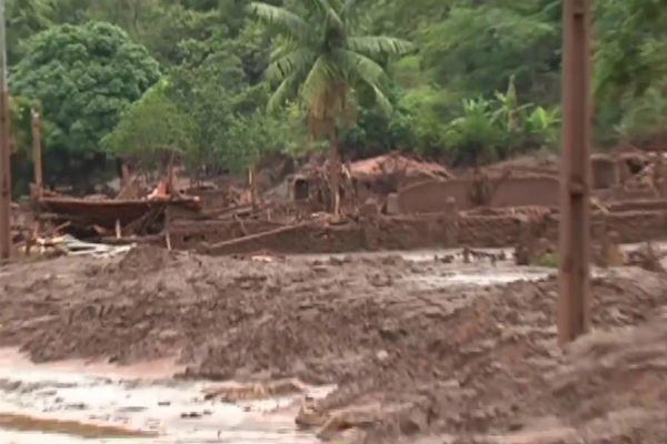 Imagem da noticia MPF denuncia 22 pessoas e quatro empresas pelo desastre em Mariana