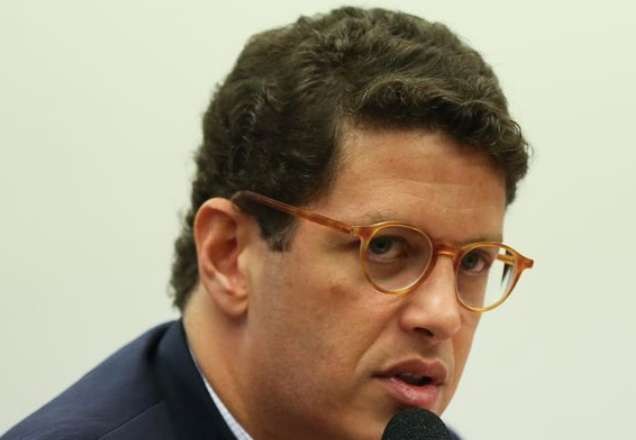 Imagem da noticia MPF pede que Ricardo Salles seja afastado do Ministério do Meio Ambiente