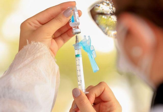 Imagem da noticia Vacinação de gestantes pode proteger recém-nascidos da coqueluche; saiba quando se imunizar