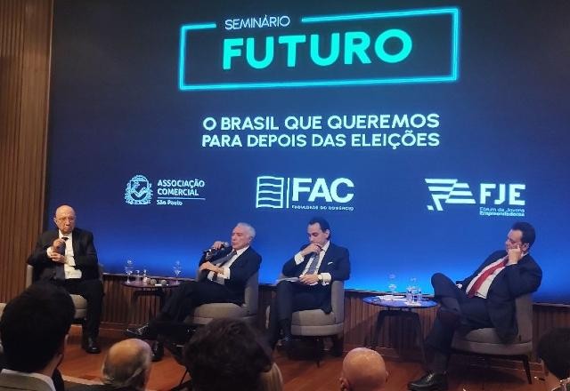Imagem da noticia Temer diz que presidencialismo "se esfarelou" e defende semipresidencialismo