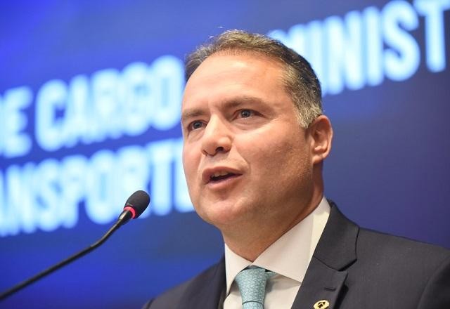 Imagem da noticia Ministério dos Transportes buscará aumentar malha ferroviária, diz Renan Filho