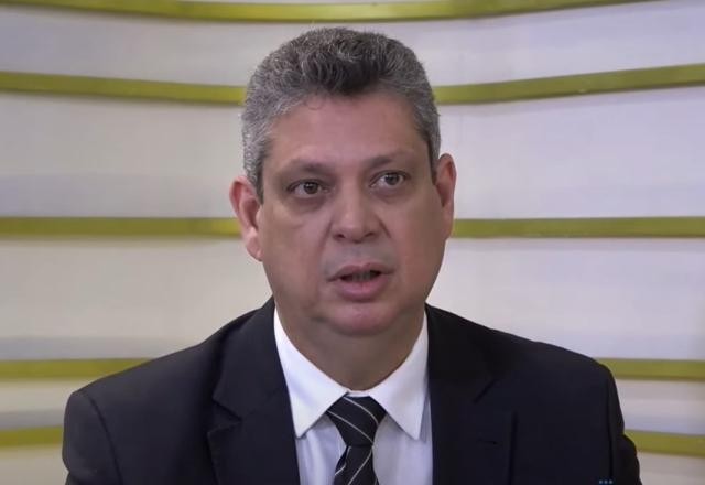 Imagem da noticia Não acredito que PT será problema, diz Macêdo sobre reforma ministerial