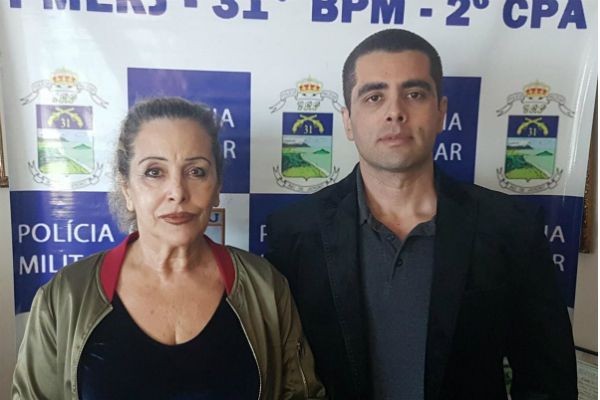 Imagem da noticia Mãe do ´Dr. Bumbum´ deixa o Complexo de Bangu, no Rio