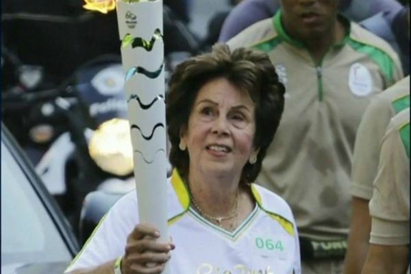 Imagem da noticia Maior tenista da história do Brasil recebe homenagens pelo mundo