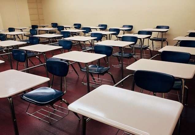 Imagem da noticia Mais de 100 mil alunos retomam aulas presenciais em Manaus