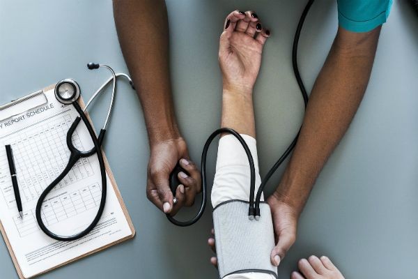 Imagem da noticia Mais de 66 mil brasileiros deixaram de ter plano de saúde em um ano