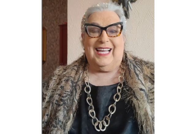 Imagem da noticia Mamma Bruschetta é internada às pressas após novo engasgo 