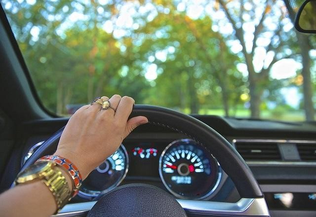 Imagem da noticia Motoristas mulheres da Uber poderão escolher apenas passageiras