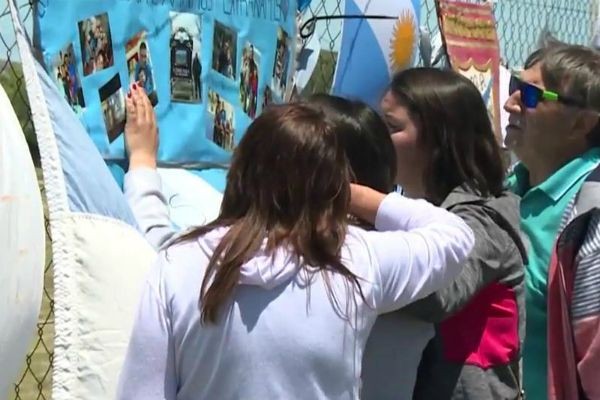 Imagem da noticia Marinha da Argentina confirma explosão no mar no dia em que submarino desapareceu