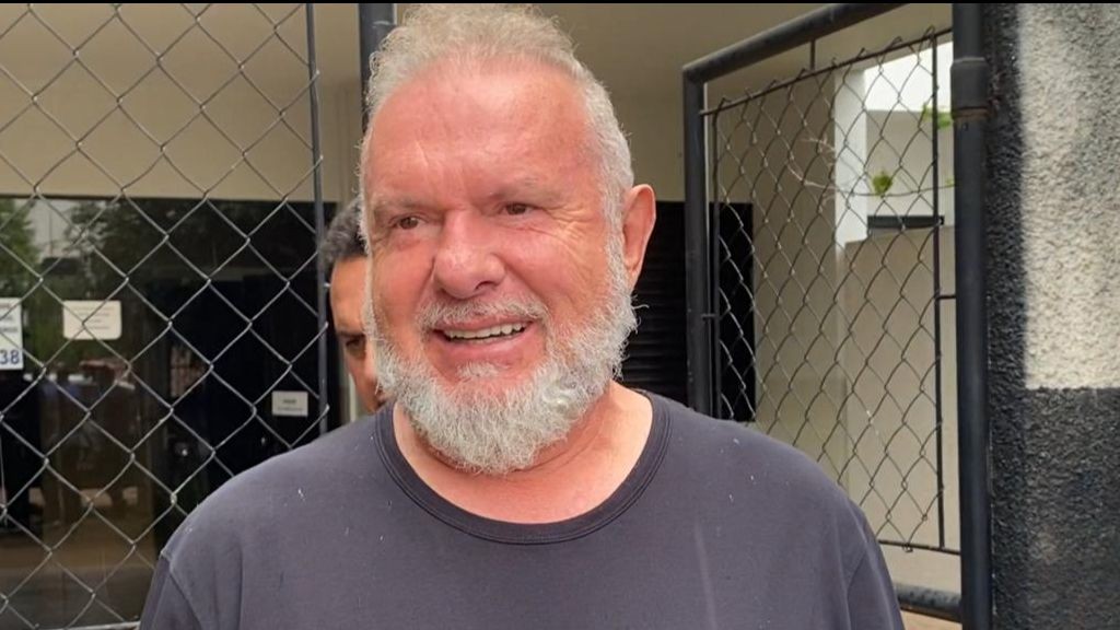 Imagem da noticia    Ex-Governador do Tocantins é preso em operação policial para evitar fuga internacional 
