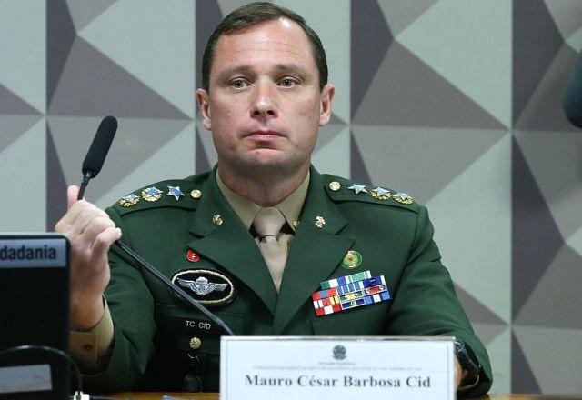 Imagem da noticia Defesa de Mauro Cid confirma assinatura de colaboração premiada; PGR denuncia mais 31 por 8/01
