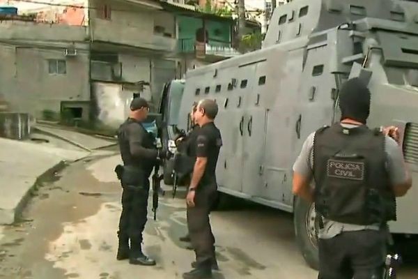 Imagem da noticia Megaoperação mobiliza mais de 2,5 mil agentes em Niterói