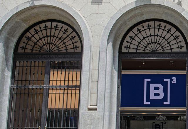Imagem da noticia Bolsa de São Paulo passa no teste dos juros e volta a subir