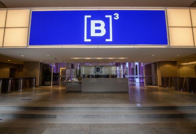 Imagem da noticia Bolsa oscila ao longo do dia e fecha em leve alta com nova regra fiscal
