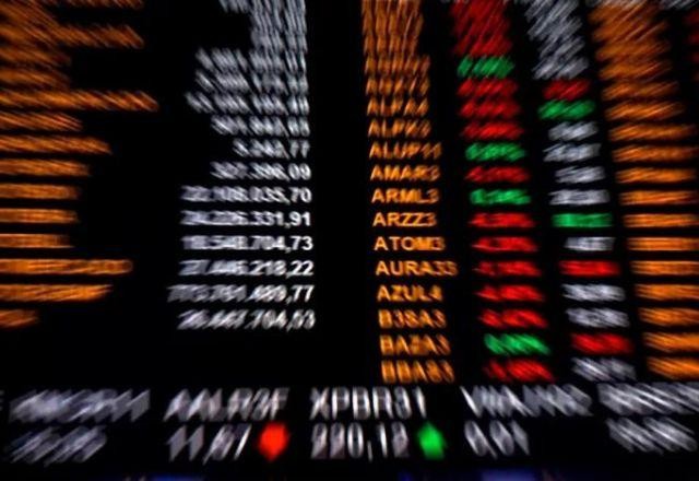 Imagem da noticia Ibovespa perde 2% em dia de realização de lucros e EUA em baixa