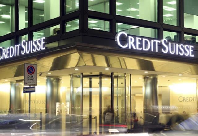 Imagem da noticia Bolsa fecha em ligeira queda em dia de turbulência pelo Credit Suisse