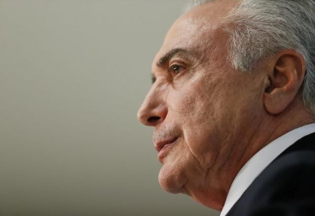 Justiça absolve Temer e 11 acusados de integrar o "quadrilhão do MDB"