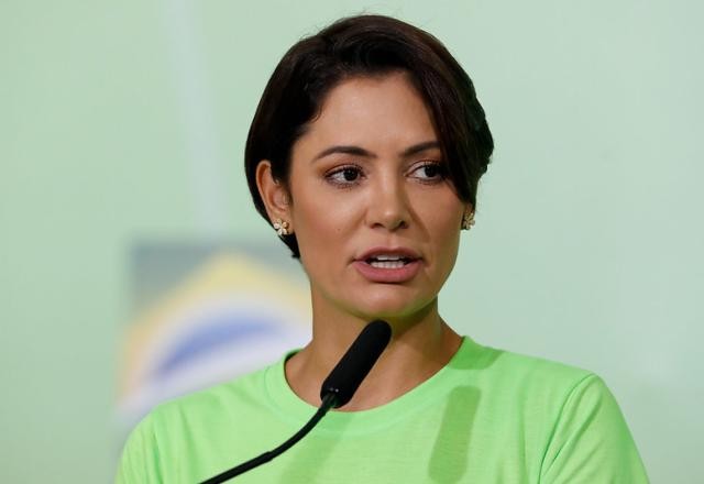 Imagem da noticia PF pede quebra de sigilos bancário e fiscal de Michelle Bolsonaro