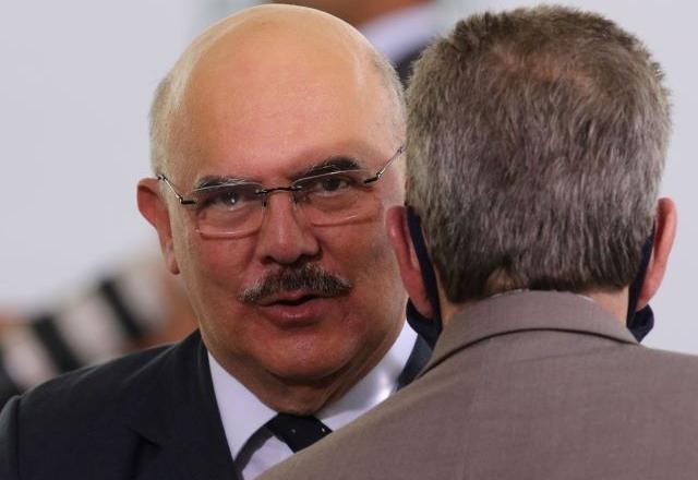 Imagem da noticia Defesa aponta parcialidade de juiz que ordenou prisão de ex-ministro