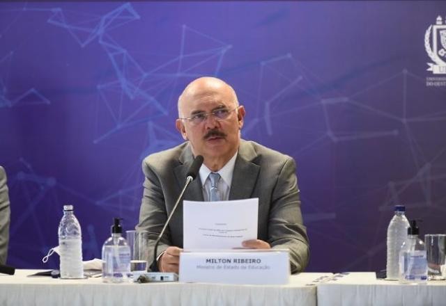 Imagem da noticia Pré-candidatos ao Planalto comentam demissão do ministro da Educação
