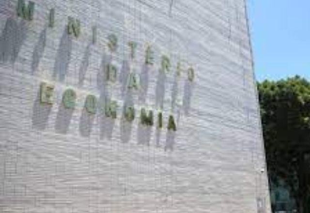 Imagem da noticia Ministério da Economia desmente que país esteja "quebrado"