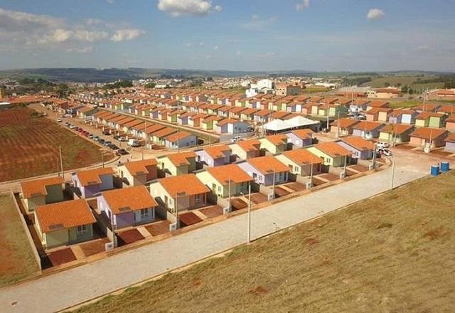 Imagem da noticia Brasileiro gasta mais com moradia do que saúde e educação