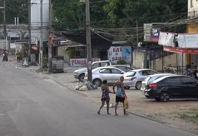 Operação no RJ deixa dois mortos e moradores denunciam violência policial