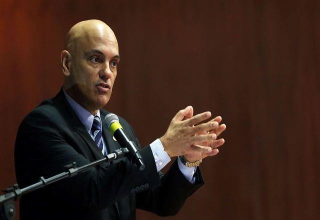 Imagem da noticia Democracia será garantida com eleições limpas, afirma Moraes
