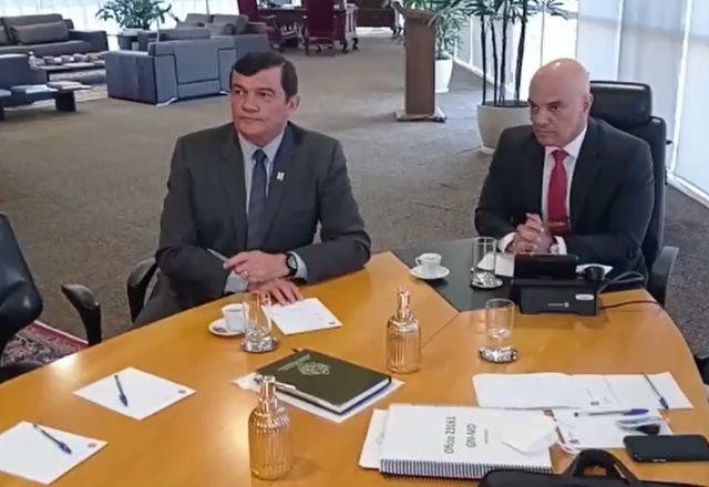 Imagem da noticia Presidente do TSE volta a se reunir com ministro da Defesa