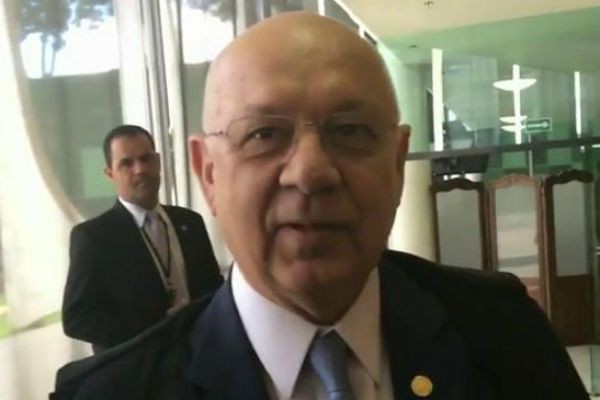 Imagem da noticia Morre ministro do STF, Teori Zavascki, em queda de avião