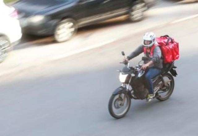 Imagem da noticia Motoboys de aplicativos: compartilhar contribuição é a saída, diz especialista
