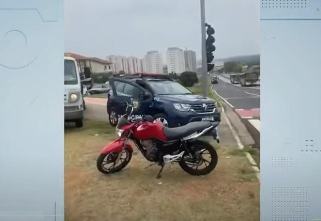 Imagem da noticia Polícia apreende motocicleta com cerca de R$1,3 milhão em multas