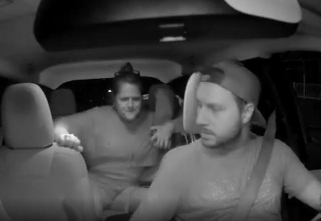Imagem da noticia Motorista de aplicativo dos EUA expulsa passageira após fala racista
