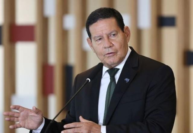 Imagem da noticia Mourão sobre morte de petista em Foz do Iguaçu: "Ocorre todo final de semana"
