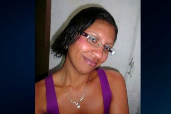Mulher é atingida por tiro e morre em tentativa de assalto a carro-forte no RJ