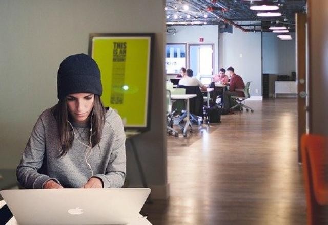 Imagem da noticia Bolsa de valores: só 16% das empresas têm metas de inclusão social