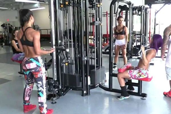 Imagem da noticia Musas fitness buscam corpo em forma e visto para morar nos EUA