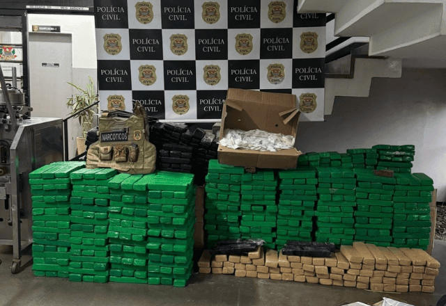Imagem da noticia Polícia apreende mais de 1 tonelada de maconha em casas na zona leste de SP
