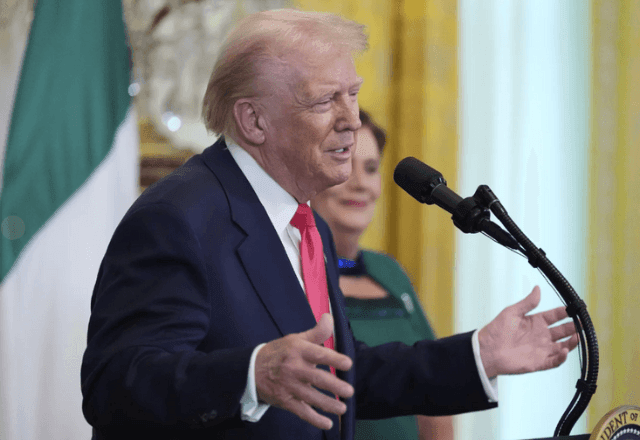 Imagem da noticia Trump ameaça taxar em 200% os vinhos europeus 