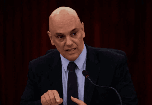 Imagem da noticia Moraes manda PGR se manifestar sobre defesas apresentadas por denunciados por tentativa de golpe