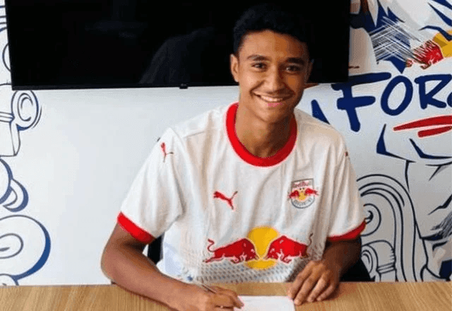 Imagem da noticia Jogador do Red Bull Bragantino tem reflexos que sugerem atividade cerebral, diz boletim médico