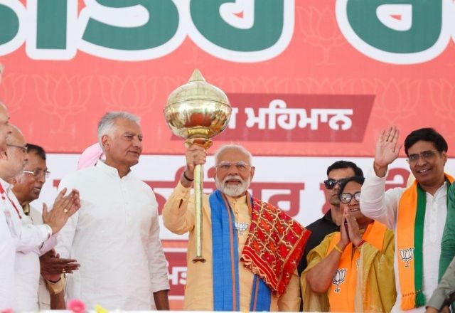 Narendra Modi vence eleição na Índia